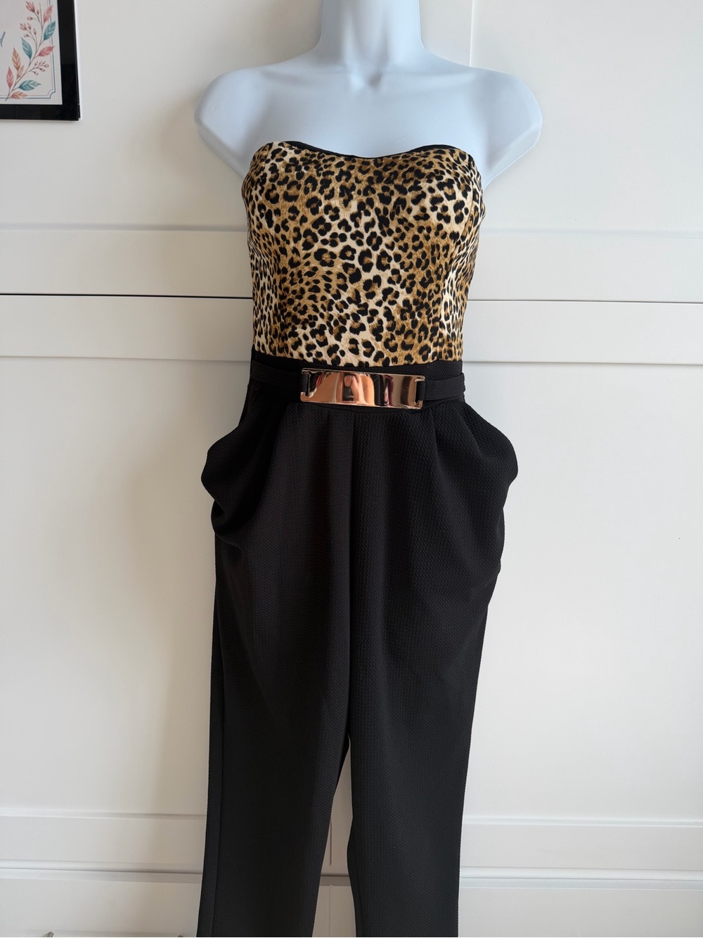 love J Leopard Bustier with Black Trousers and Gold Accent size L - Picture 3 of 11